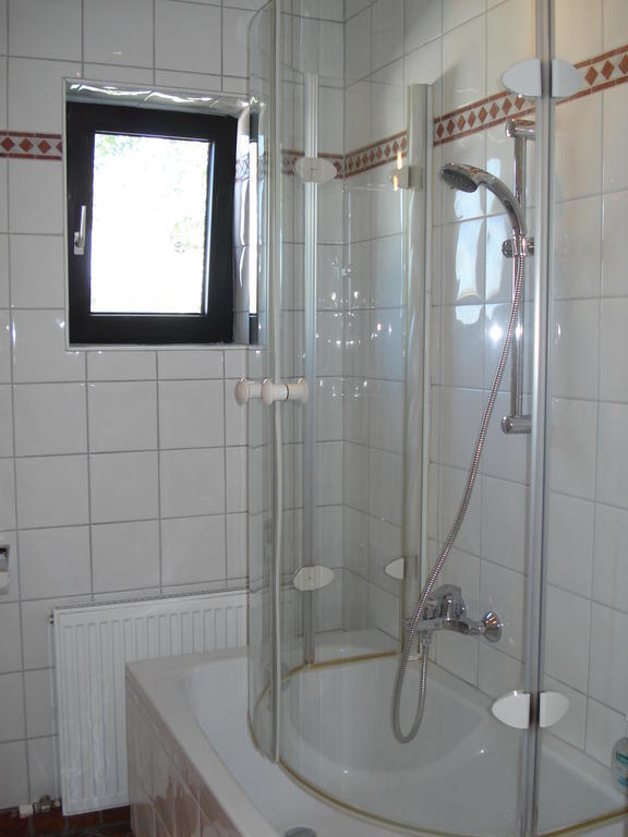 Hotel Almtalerhof Траун Екстериор снимка